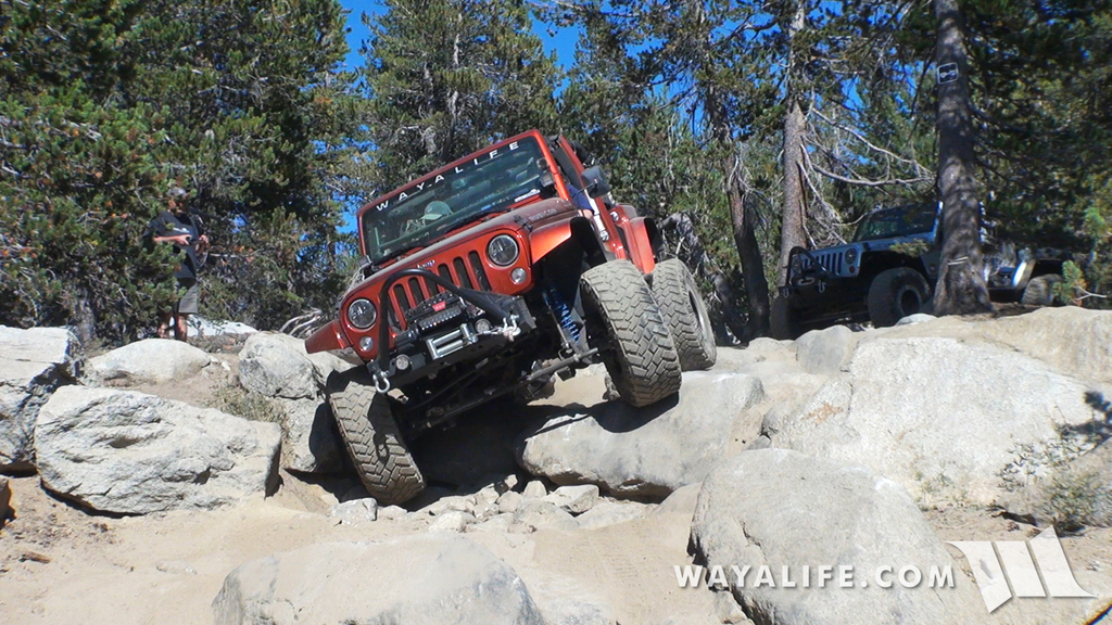 200012.MTS.00_01_55_30.Still003